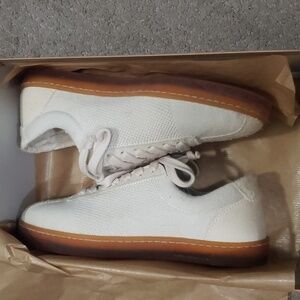 Native The Plant Shoe natural/gum women's 7 new in box